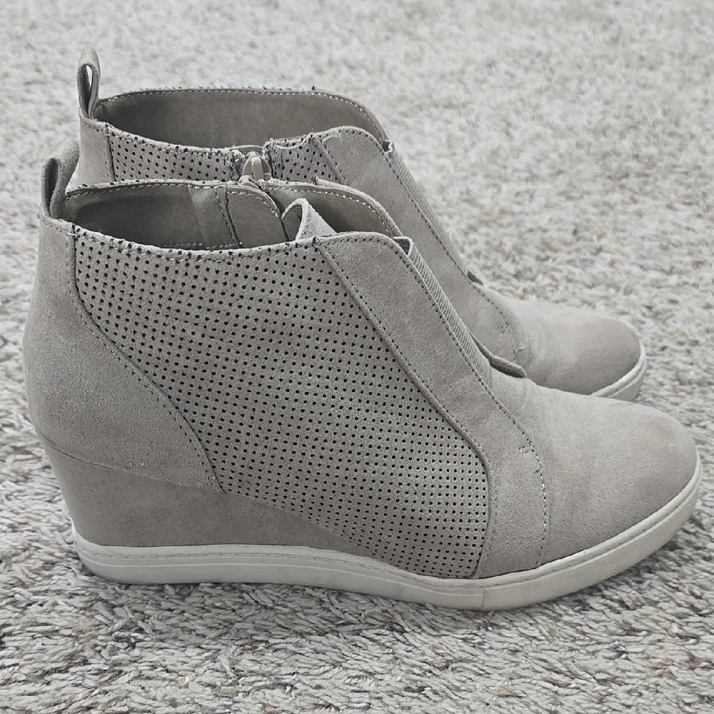 Women's Gray Wedge Ankle Boots